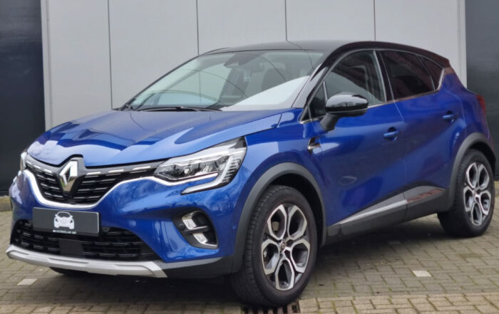 Renault Captur 2020 blauw schuin vooraanzicht - Automakelaar Nap